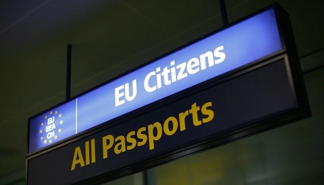 cong dan chau Au nhap canh chau Au EU bien gioi noi bo ho chieu EU eureporter