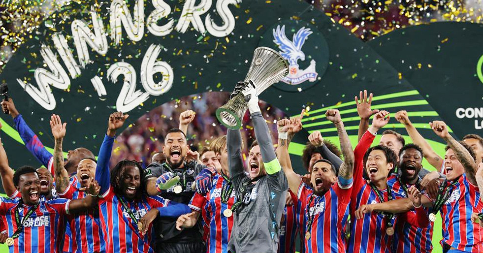 crystal palace vo dich conference league 1047