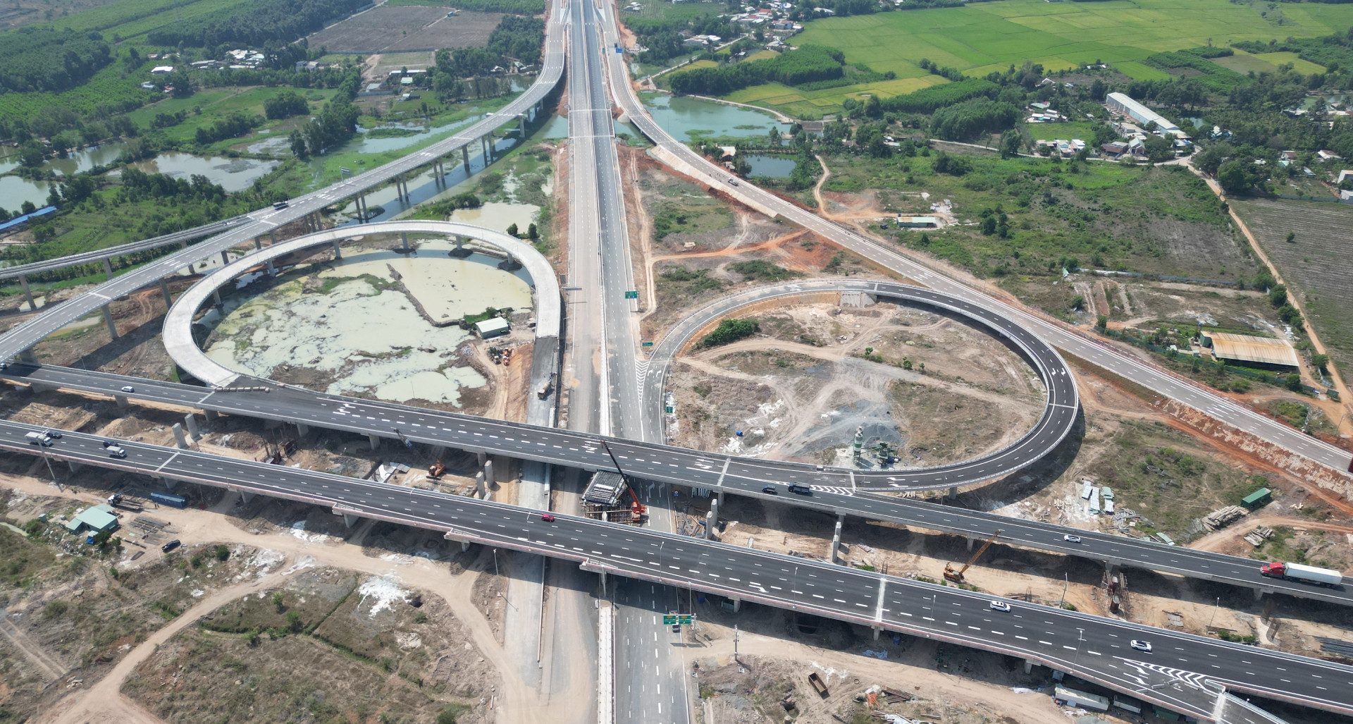 csgt chi ra nut that khi ket noi cao toc tu tphcm di vung tau 1051