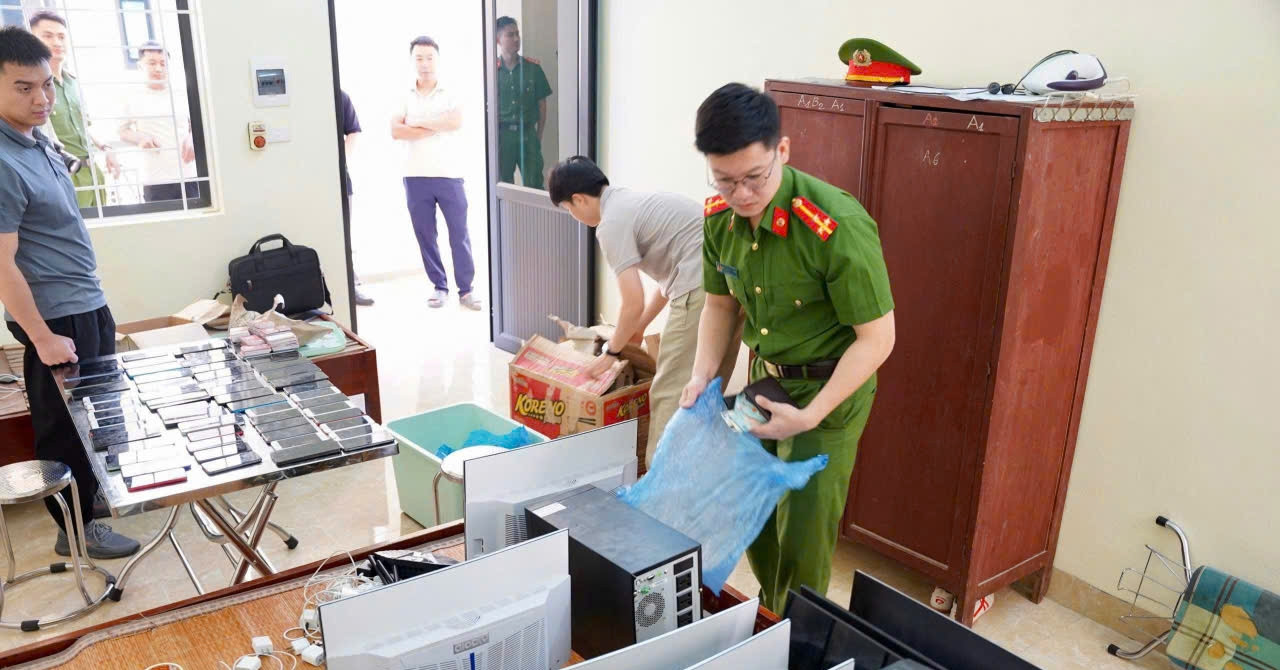 cuoc dot kich sao huyet lua dao va nhiem vu khong chi bat ong trum 2925