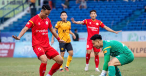 cuoc dua tru hang v league kho luong toi phut cuoi 2814