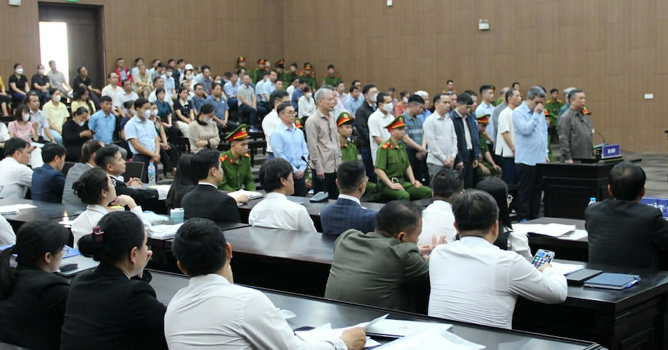 cuu pho giam doc cong ty hoang dan khai viec xach tien dua can bo 773