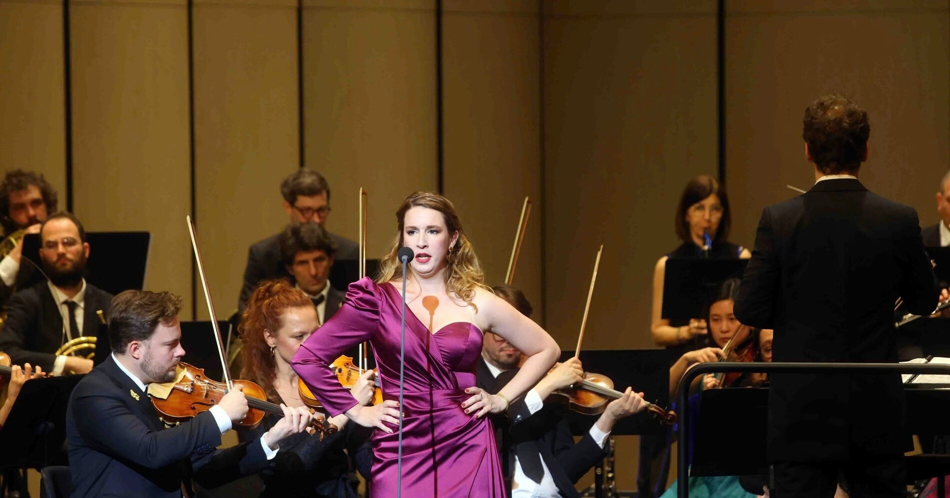 dan nhac hoang gia versailles lam say dam khan gia ha noi voi tinh hoa phap 932