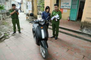 Tra Vnetraffic Bất Ngờ Thấy Vẫn Đứng Tên Xe Đã Bán Từ Lâu, Giải Quyết Thế Nào? Dang Ky Xe May 1 Copy 2326