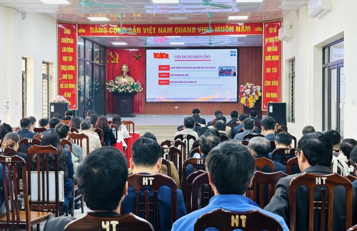 Dang Uy Xa Hoa Xa Dua Nghi Quyet Dai Hoi Xiv Cua Dang Nhanh Chong Di Vao Cuoc Song 20260128184953.Jp