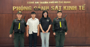 Danh tính cặp vợ chồng bán hàng giả Gucci, Louis Vuitton, doanh thu hàng chục tỷ đồng 1 danh tinh cap vo chong ban hang gia gucci louis vuitton doanh thu hang chuc ty dong 1312