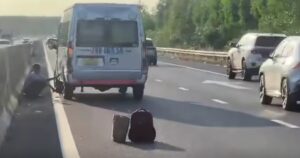 dat canh bao 1772471632932671482589 0 0 536 858 crop 17724716357431583662213 0 0 510 817 crop 177249