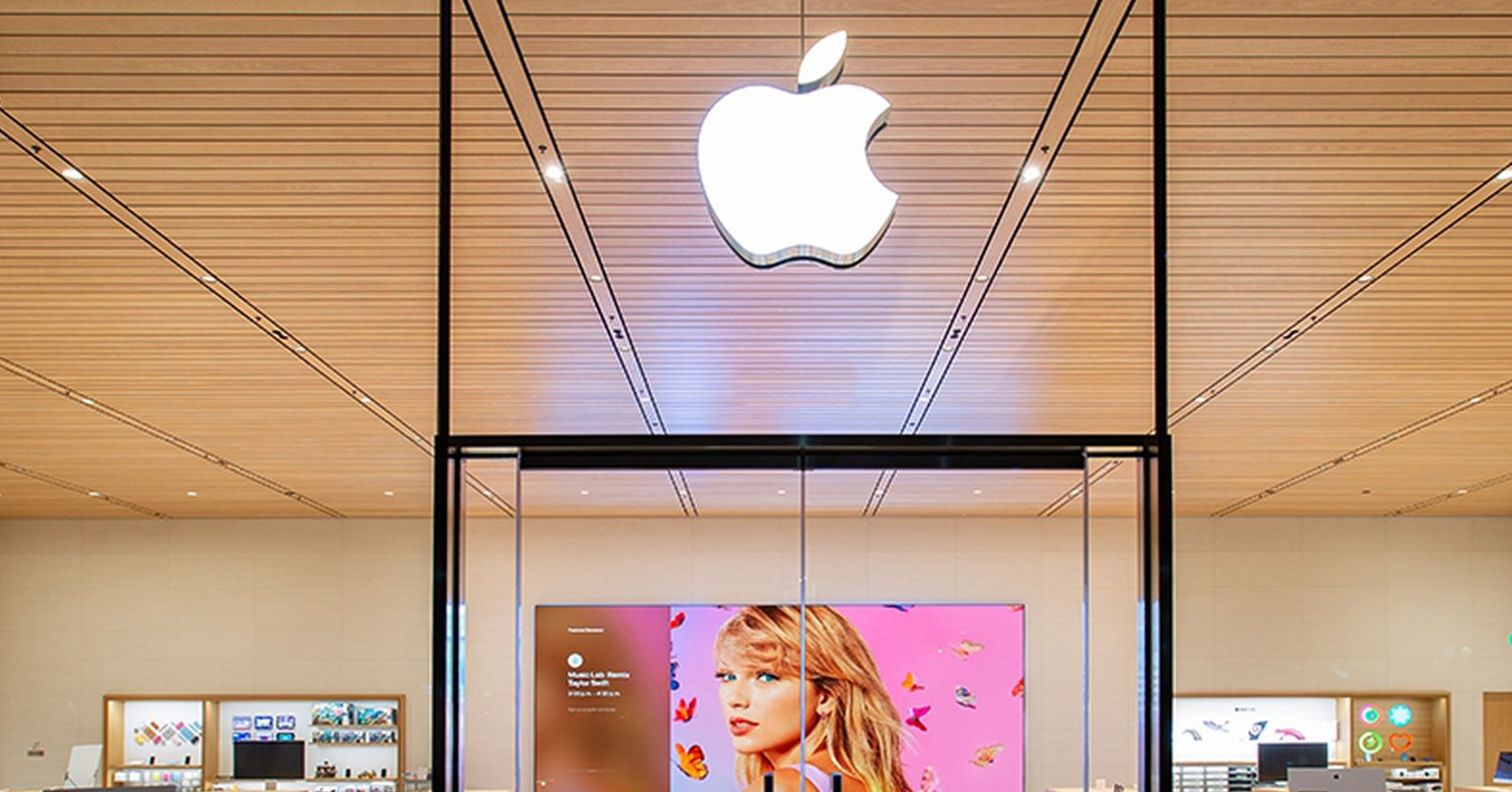 dau hieu la tai cac apple store giong nhu sap ra mat iphone cao cap 375