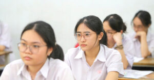 Đề thi thử tốt nghiệp THPT môn Tiếng Anh năm 2026 của tỉnh Nghệ An 2 de thi thu tot nghiep thpt mon tieng anh nam 2026 cua tinh nghe an 2452