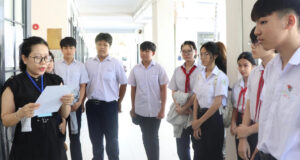 de thi va dap an mon ngu van vao lop 10 cua khanh hoa nam 2026 1752.webp