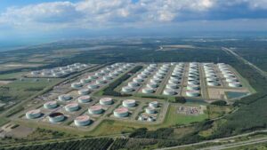 Nhật Bản kêu gọi tăng cường hợp tác châu Á để đảm bảo nguồn cung dầu 2 de ung pho voi tinh hinh cang thang o trung dong chinh phu nhat ban cung da xa kho du tru dau chien