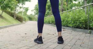 Di Bo Ngang 1767379527633156938795 72 457 1387 2560 Crop 17673796997701442877573