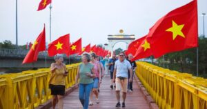 Khu di tích quốc gia đặc biệt Đôi bờ Hiền Lương - Bến Hải nhộn nhịp khách tham quan 1 di tich quoc gia dac biet doi bo hien luong ben hai thu hut du khach 1 1771861362816678403855 0 0 12