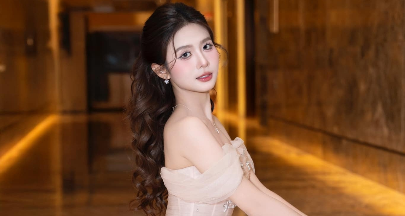 Dien Vien Chang May Len Tieng Vu Bi To Ngoai Tinh Fe062Fa07C3D4E65A9B54C1429E6860E 111