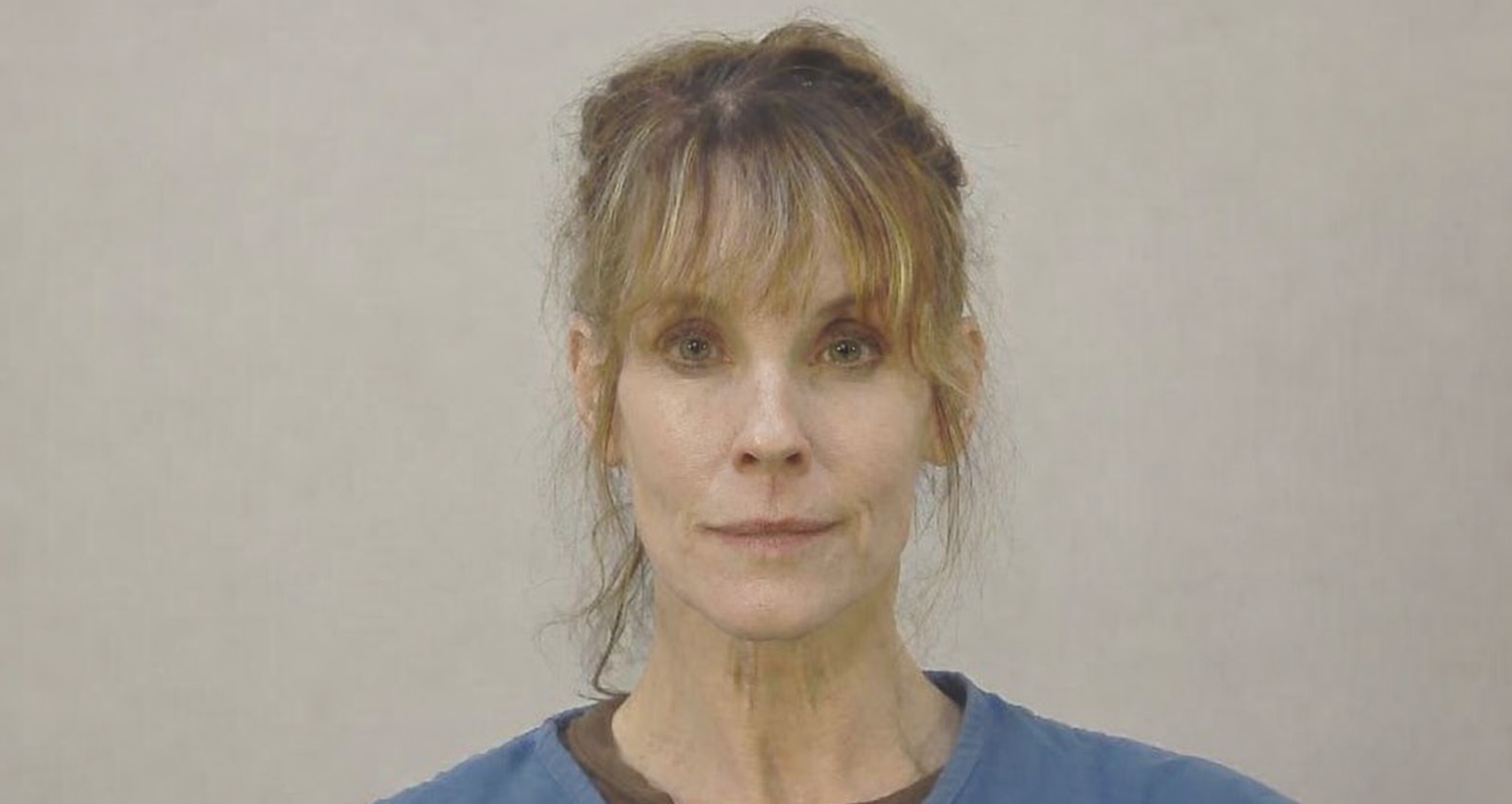 dien vien doi cuu ho bai bien bi bat 473