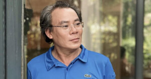 dien vien phuong binh 34 nam song xa vo tiet lo noi day dut o tuoi 60 1548