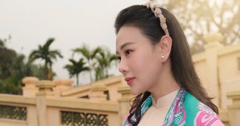 dien vien phuong oanh dep buon sau bien co huyen lizzie mac goi cam di xin dau 2409