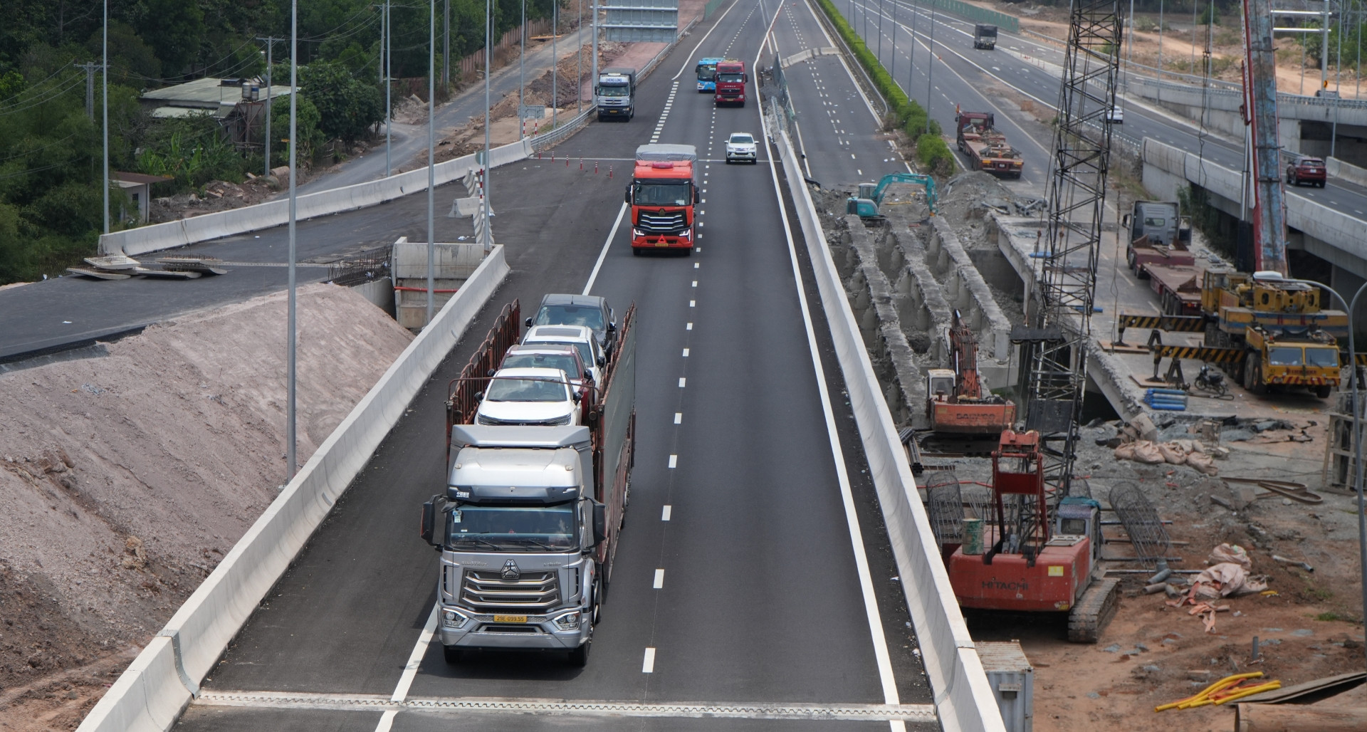 dieu chinh phan lan toc do tren cao toc tphcm long thanh dau giay 2474