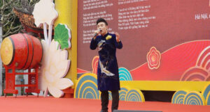 doc dao ngay tho ha noi tai van mieu quoc tu giam 799