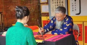 Doi Moi Toan Dien Khong Gian Xin Chu Dau Xuan Tai Van Mieu 2528