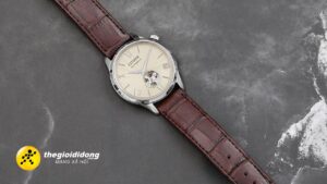 dong ho co trong suot 2639105649039843078