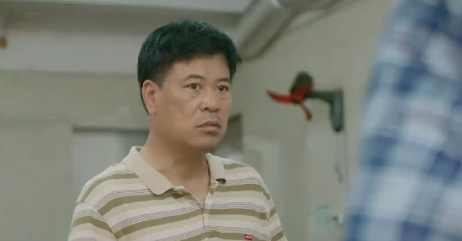 dong ho dem nguoc tap 16 thanh tim thay tung tich cua bo ruot tung di tu 3400