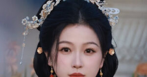 Dong Thai Gay Chu Cua Ngu Thu Han Giua On Ao Voi Vuong Hac De 1137