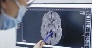 Dot Quy 17615627804491281564058 0 0 1250 2000 Crop 1761562784649325398201