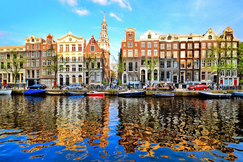 du hoc ha lan con kenh tai amsterdam 1157