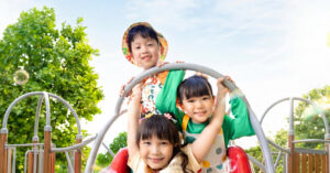 du hoc he tai cho cach tre lam quen voi moi truong quoc temou1 975