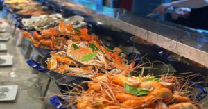 ‘Du lịch ẩm thực’ quanh thế giới ở Buffet Poseidon Đà Nẵng 2 du lich am thuc quanh the gioi o buffet poseidon da nang 1424