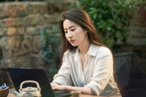 Duoc Sep Khen Vai Cau Toi Tro Thanh Cai Gai Trong Mat Dong Nghiep Nu B9480Bab07A8475797E8E3581B44A1E