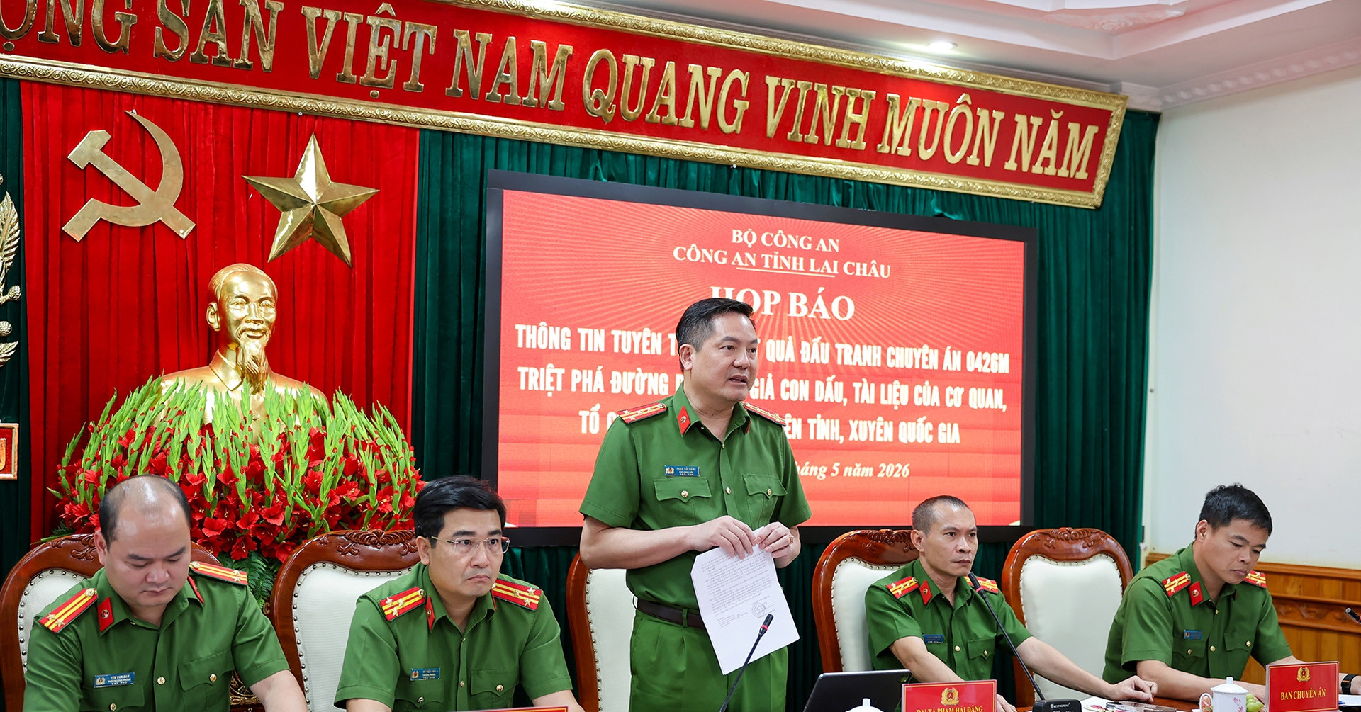 duong day lam gia gan 10 2217