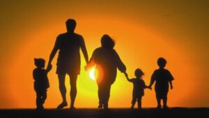 e53e9c2c05daec04b072bf8423053fbe gia dinh 6loving you