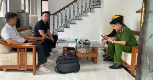 edit thiet bi kich song 1981 1775218609720946290346 245 0 1235 1890 crop 17752215425051359699532