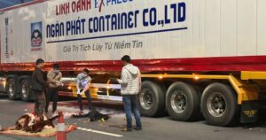 edit z7591885964744 ebc3bd5abb8180dddc7439c6755cd296 1772771714365299739724 193 296 1209 1921 crop 1