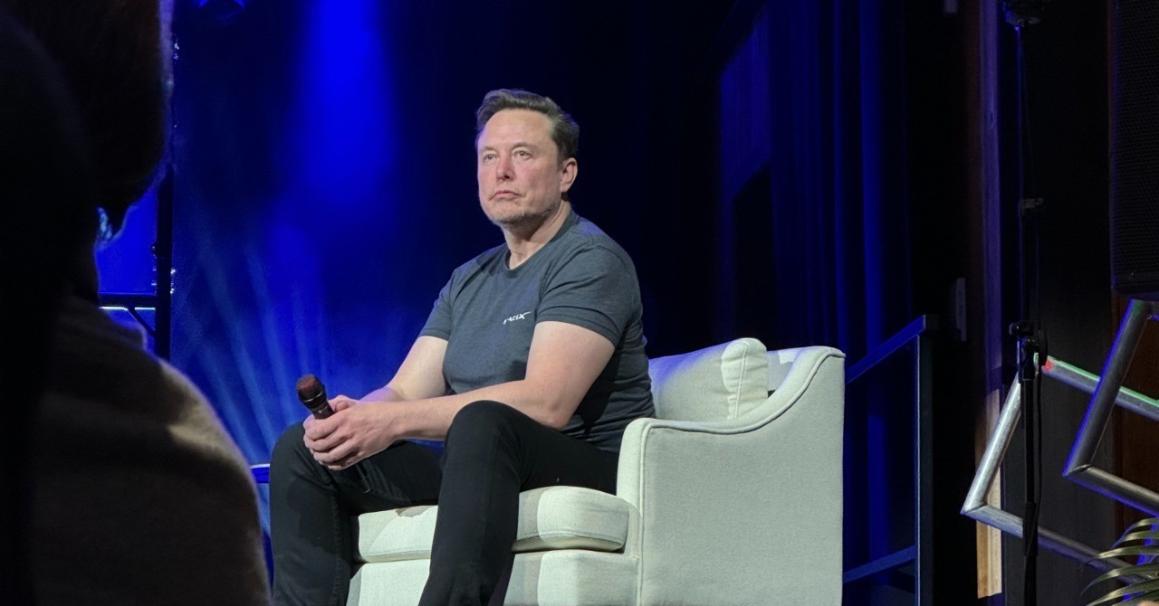 elon musk khai tu cv tuyen ky su sieu may tinh bang 3 gach dau dong 3204