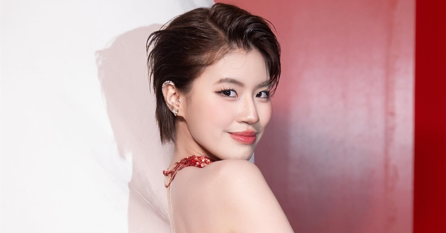 em xinh phao gay sot mang xa hoi khi dang ky thi hoa hau 1424