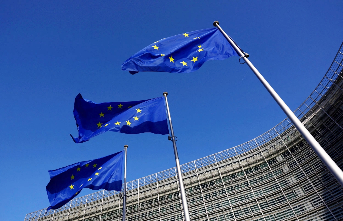 eu keu goi ha nhiet cang thang tai trung dong