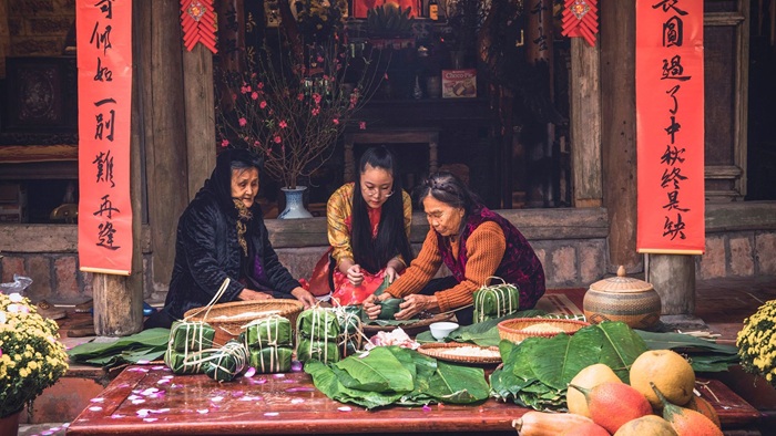 F528B45F64B5139E8Fa59B708D0031Dc Tai Hien Tet Co Truyen Qua Ong Kinh Cua Khang Chu Long 3