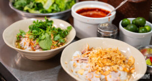 foodtour ha noi ky nghi le thuong thuc 5 mon pho phien ban la ngon mieng 1801