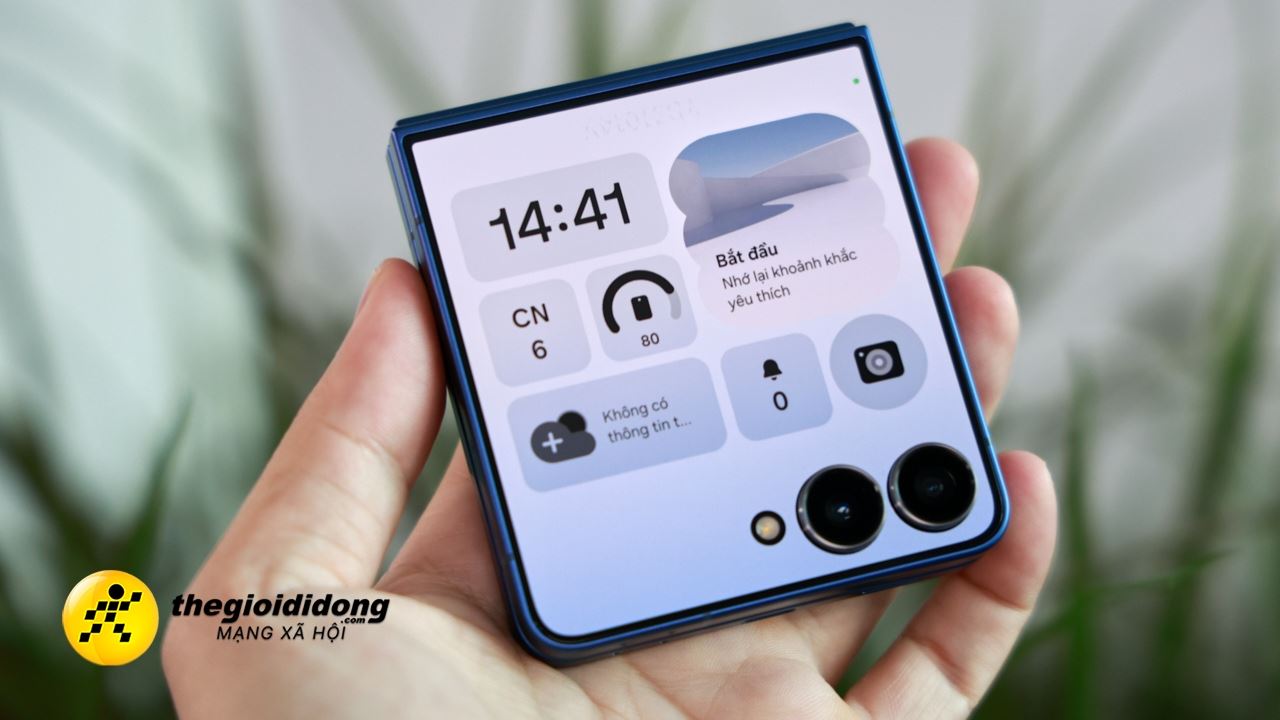 galaxy z flip7 11 t639110797941221548