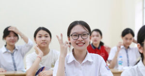Gần 125.000 học sinh Hà Nội bước vào kỳ thi lớp 10 1 gan 125 536