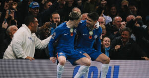 garnacho toa sang ruc ro chelsea chiem ngoi nhi bang 378