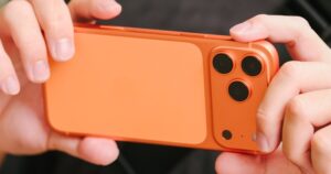 Genk Iphone 17 Pro Max Cam Bac Thuong Mai 25 1758257312696514441686 123 0 1118 1900 Crop 17630155308