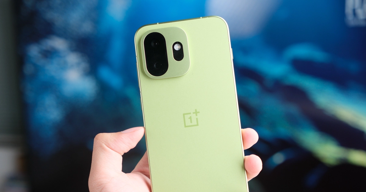 genk oneplus 15t 1 17748769577481976600470 0 0 838 1600 crop 17748773331241279344816