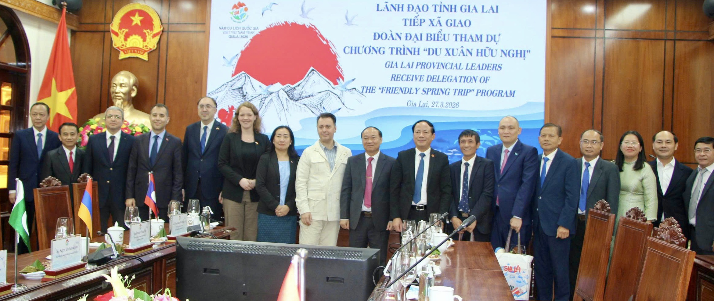 gia lai don doan khac