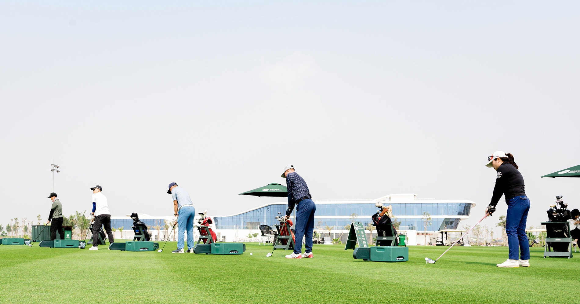 giai golf phat bong xa co tien thuong cao ky luc 2843