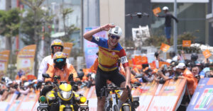 giai xe dap cup truyen hinh tphcm dong thap co chien thang dau tien 1710