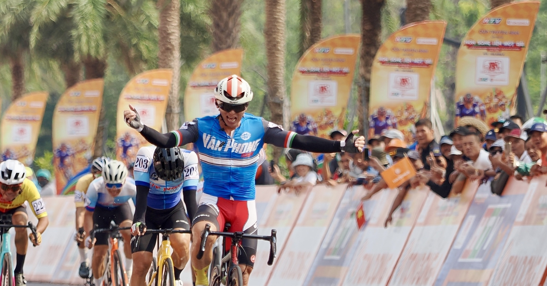 giai xe dap cup truyen hinh tphcm tran clement em thang chang 1794